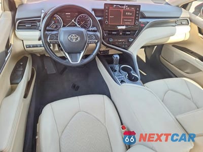 Zdjęcie 8 z 12 samochodu: 2021 TOYOTA CAMRY XLE VIN:4T1F31AK7MU547266 - miniatura