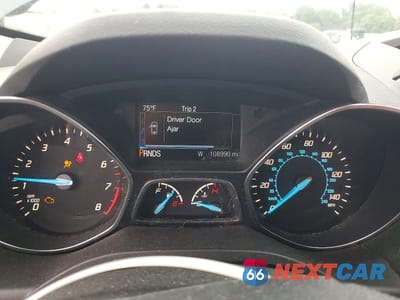Zdjęcie 9 z 12 samochodu: 2016 FORD ESCAPE SE VIN:1FMCU9G93GUC14022 - miniatura
