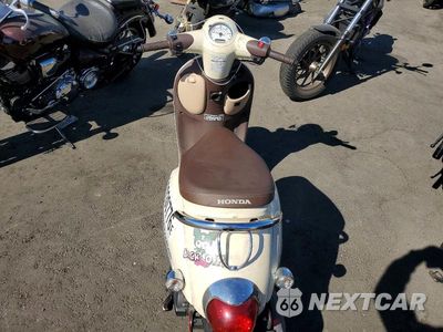 Zdjęcie 6 z 9 samochodu: 2018 HONDA NCW50 VIN:JH2AF7714JK201942 - miniatura