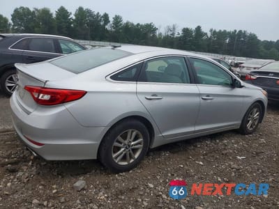 Trzecie zdjęcie samochodu z tyłu: 2016 HYUNDAI SONATA SE VIN:5NPE24AF5GH312225 - miniatura