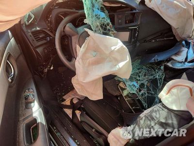 Zdjęcie 8 z 12 samochodu: 2019 NISSAN SENTRA S VIN:3N1AB7AP1KY258557 - miniatura