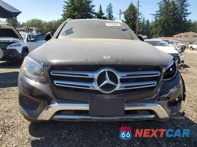 Piąte zdjęcie samochodu w środku: 2017 MERCEDES-BENZ GLC 300 4MATIC VIN:WDC0G4KB0HV002826 - miniatura