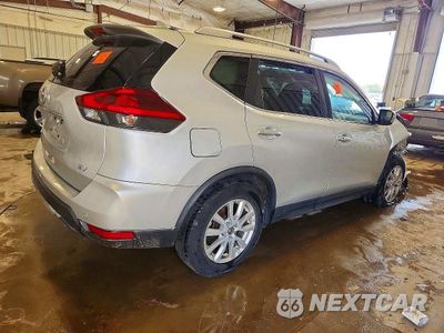Trzecie zdjęcie samochodu z tyłu: 2020 NISSAN ROGUE SV VIN:KNMAT2MT4LP540992 - miniatura