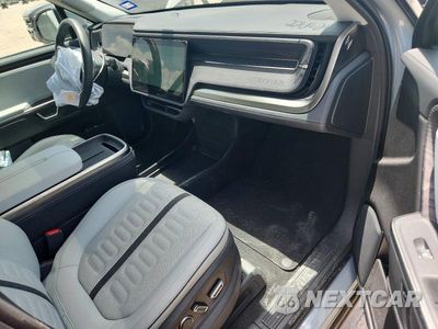 Zdjęcie 8 z 14 samochodu: 2025 RIVIAN R1S ADVENTURE VIN:7PDSGBBA3SN053571 - miniatura