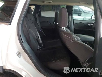 Zdjęcie 11 z 14 samochodu: 2015 JEEP CHEROKEE LATITUDE VIN:1C4PJMCBXFW619498 - miniatura