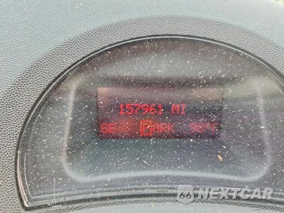 Zdjęcie 9 z 12 samochodu: 2004 PONTIAC GRAND PRIX GTP VIN:2G2WR524241294187 - miniatura