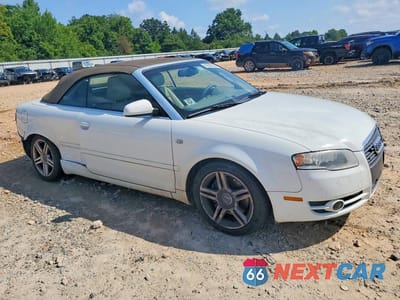 Czwarte zdjęcie samochodu z boku: 2008 AUDI A4 2.0T CABRIOLET QUATTRO VIN:WAUDF48H68K007288 - miniatura
