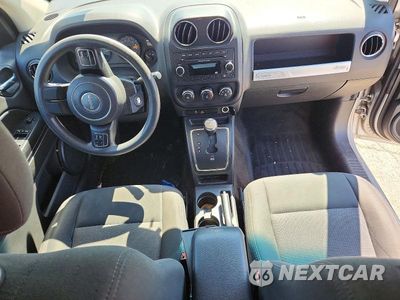 Zdjęcie 8 z 13 samochodu: 2014 JEEP COMPASS SPORT VIN:1C4NJCBA4ED539232 - miniatura