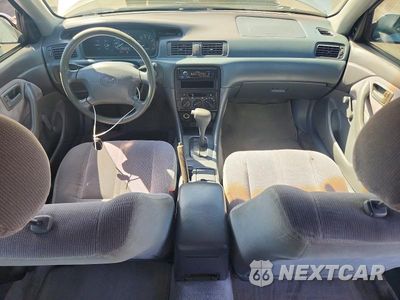 Zdjęcie 8 z 12 samochodu: 1998 TOYOTA CAMRY CE/LE/XLE VIN:4T1BG22K5WU247994 - miniatura