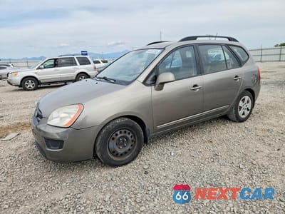 2009 KIA RONDO BASE KNAFG528297257796 - główne zdjęcie licytacji z USA - miniatura