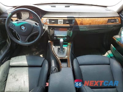 Zdjęcie 8 z 13 samochodu: 2011 BMW 335 I VIN:WBAPM5G51BNM68761 - miniatura
