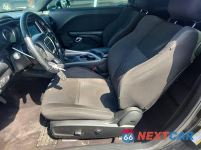 Zdjęcie 7 z 12 samochodu: 2019 DODGE CHALLENGER R/T VIN:2C3CDZBT2KH573692 - miniatura