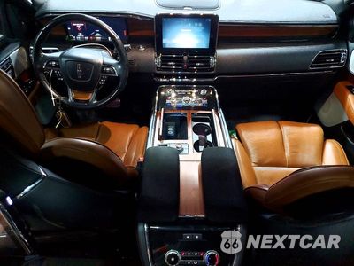 Zdjęcie 8 z 14 samochodu: 2019 LINCOLN NAVIGATOR L RESERVE VIN:5LMJJ3LT9KEL20134 - miniatura