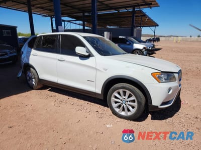 Czwarte zdjęcie samochodu z boku: 2014 BMW X3 XDRIVE28I VIN:5UXWX9C57E0D34715 - miniatura