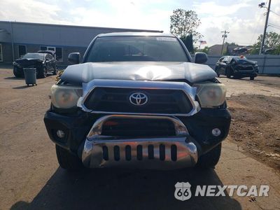 Piąte zdjęcie samochodu w środku: 2015 TOYOTA TACOMA DOUBLE CAB PRERUNNER VIN:5TFJU4GN5FX081773 - miniatura