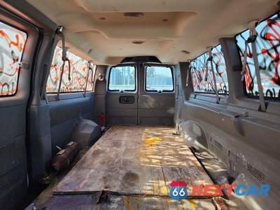 Zdjęcie 10 z 13 samochodu: 2006 GMC SAVANA G3500 VIN:1GJHG39UX61176619 - miniatura