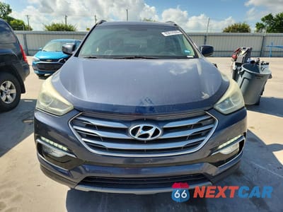 Piąte zdjęcie samochodu w środku: 2017 HYUNDAI SANTA FE SPORT VIN:5NMZU3LB4HH016238 - miniatura