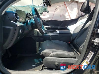 Zdjęcie 7 z 12 samochodu: 2025 MERCEDES-BENZ C 300 VIN:W1KAF4GB0SR247783 - miniatura