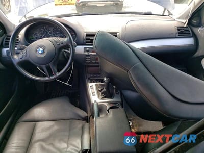 Zdjęcie 8 z 12 samochodu: 2003 BMW 325 I VIN:WBAEV33443KL60028 - miniatura