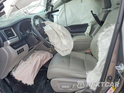 Zdjęcie 7 z 13 samochodu: 2018 TOYOTA HIGHLANDER XLE VIN:5TDJZRFHXJS525691 - miniatura