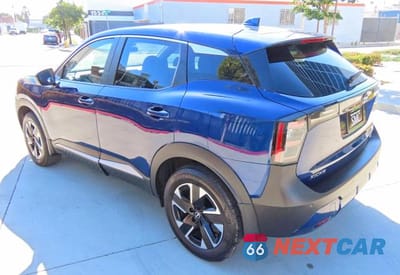 Czwarte zdjęcie samochodu z boku: 2025 NISSAN KICKS SV VIN:3N8AP6CB2SL406162 - miniatura