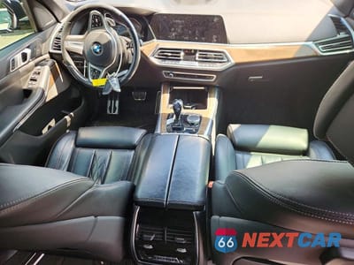 Zdjęcie 8 z 13 samochodu: 2019 BMW X5 XDRIVE40I VIN:5UXCR6C55KLL21531 - miniatura