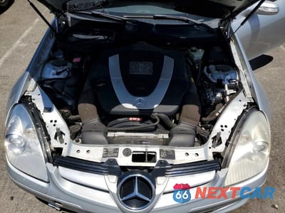 Zdjęcie 11 z 12 samochodu: 2005 MERCEDES-BENZ SLK 350 VIN:WDBWK56F15F061177 - miniatura