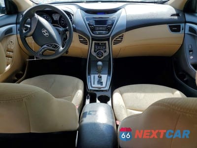 Zdjęcie 8 z 12 samochodu: 2013 HYUNDAI ELANTRA GLS VIN:5NPDH4AE6DH221350 - miniatura