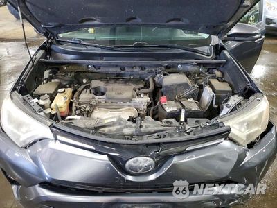 Zdjęcie 11 z 12 samochodu: 2018 TOYOTA RAV4 XLE VIN:JTMRFREV5JD254375 - miniatura