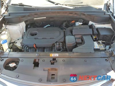 Zdjęcie 12 z 14 samochodu: 2018 HYUNDAI SANTA FE SPORT 2.4L VIN:5NMZU3LB9JH056742 - miniatura