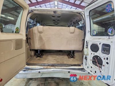 Zdjęcie 10 z 13 samochodu: 2011 FORD ECONOLINE E350 SUPER DUTY WAGON VIN:1FBNE3BL1BDA64595 - miniatura