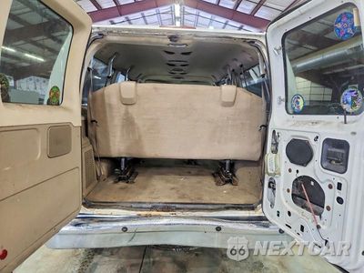 Zdjęcie 10 z 13 samochodu: 2011 FORD ECONOLINE E350 SUPER DUTY WAGON VIN:1FBNE3BL1BDA64595 - miniatura