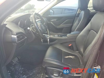 Zdjęcie 7 z 12 samochodu: 2019 JAGUAR F-PACE VIN:SADCS2FX2KA391757 - miniatura