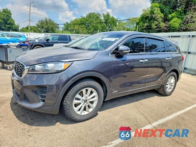 2019 KIA SORENTO LX 5XYPGDA34KG506275 - główne zdjęcie licytacji z USA - miniatura