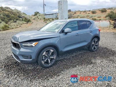 2021 VOLVO XC40 T5 MOMENTUM YV4162UK7M2466882 - główne zdjęcie licytacji z USA - miniatura