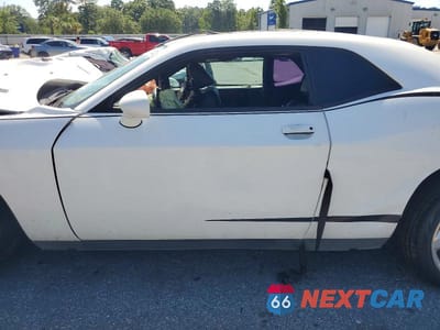 Zdjęcie 7 z 12 samochodu: 2011 DODGE CHALLENGER R/T VIN:2B3CJ5DTXBH584581 - miniatura