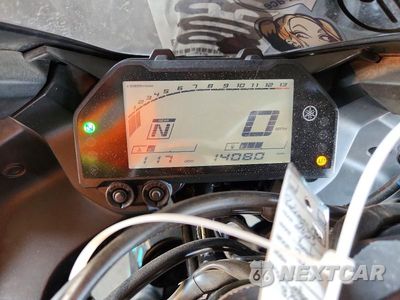 Zdjęcie 7 z 9 samochodu: 2023 YAMAHA YZFR3 A VIN:MH3RH18Y5PK010345 - miniatura