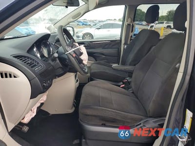 Zdjęcie 7 z 13 samochodu: 2013 DODGE GRAND CARAVAN SE VIN:2C4RDGBG3DR618908 - miniatura