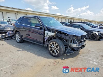 Czwarte zdjęcie samochodu z boku: 2015 BMW X5 XDRIVE35I VIN:5UXKR0C51F0P02857 - miniatura