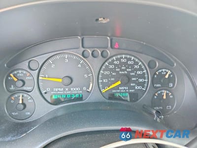 Zdjęcie 9 z 12 samochodu: 2000 CHEVROLET BLAZER VIN:1GNDT13W7Y2385532 - miniatura