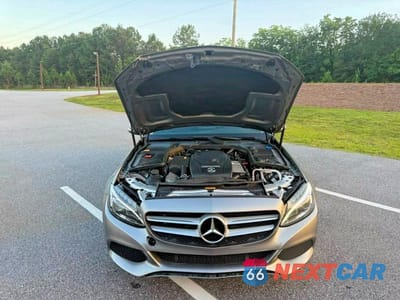 Zdjęcie 7 z 11 samochodu: 2015 MERCEDES-BENZ C 300 4MATIC VIN:55SWF4KB6FU028263 - miniatura