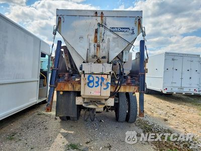 Zdjęcie 6 z 13 samochodu: 2016 INTERNATIONAL 7400 SPREADER TRUCK VIN:1HTWDAAR7GH746056 - miniatura