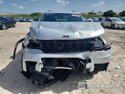 Piąte zdjęcie samochodu w środku: 2023 JEEP GRAND CHEROKEE L LAREDO/L ALTITUDE VIN:1C4RJKAG0P8842070 - miniatura