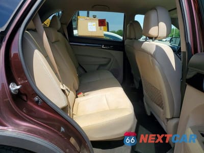 Zdjęcie 11 z 13 samochodu: 2013 KIA SORENTO LX VIN:5XYKT3A19DG336707 - miniatura
