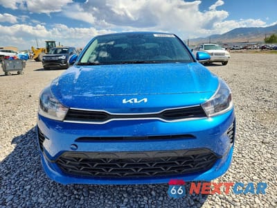 Piąte zdjęcie samochodu w środku: 2023 KIA RIO S VIN:3KPA24ADXPE529643 - miniatura