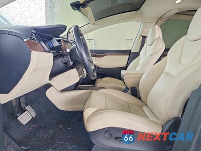 Zdjęcie 7 z 13 samochodu: 2018 TESLA MODEL X VIN:5YJXCDE44JF081127 - miniatura
