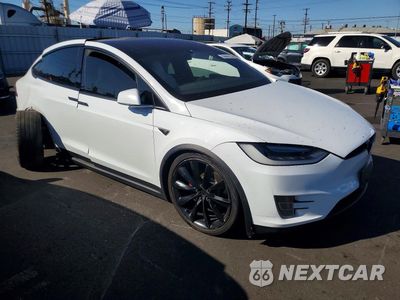 Czwarte zdjęcie samochodu z boku: 2016 TESLA MODEL X VIN:5YJXCBE28GF006524 - miniatura