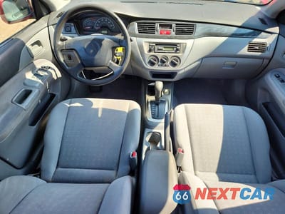 Zdjęcie 8 z 12 samochodu: 2005 MITSUBISHI LANCER ES VIN:JA3AJ26E95U004157 - miniatura