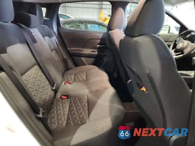 Zdjęcie 11 z 13 samochodu: 2025 NISSAN KICKS SV VIN:3N8AP6CA2SL365510 - miniatura