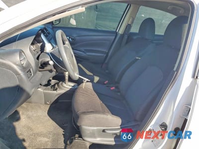 Zdjęcie 7 z 12 samochodu: 2019 NISSAN VERSA SV VIN:3N1CN7AP7KL866581 - miniatura